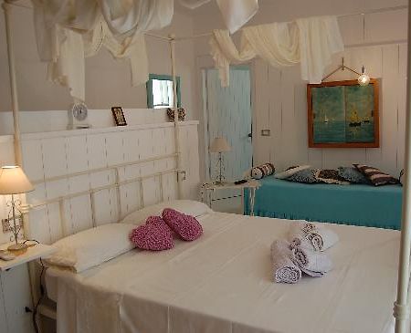 A Casa Di Lolu Bed & Breakfast Grottammare Oda fotoğraf